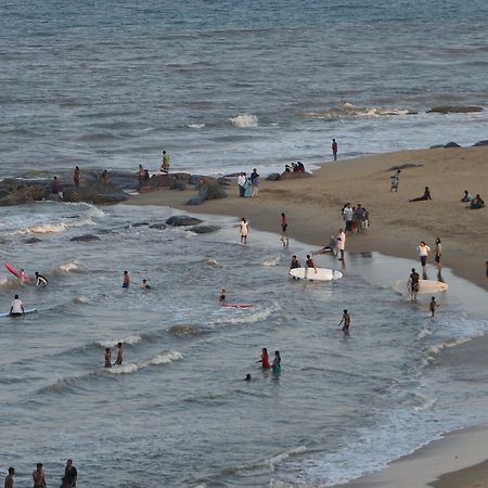 Sea La Vie Covelong Beach Resort Kelambakkam Екстер'єр фото
